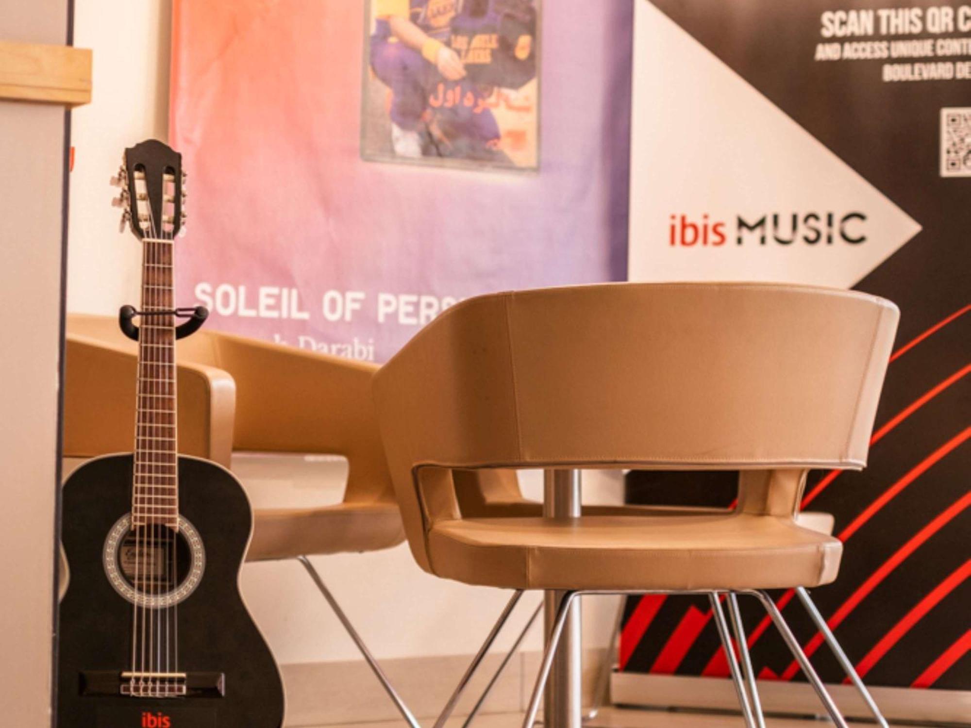 Hotel Ibis Guingamp Coeur De Bretagne Ploumagoar Ngoại thất bức ảnh