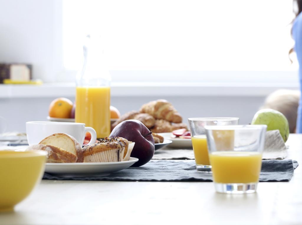 Hotel Ibis Guingamp Coeur De Bretagne Ploumagoar Ngoại thất bức ảnh